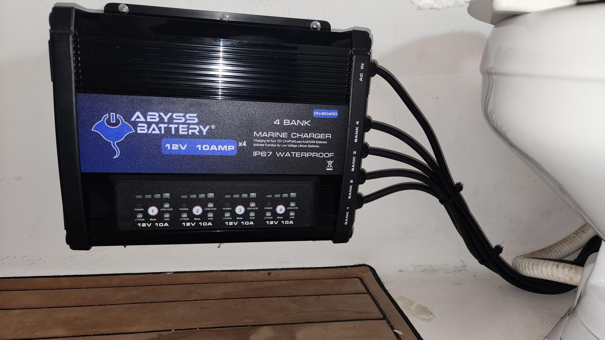 OnBoard Marine Lithium Battery Chargers ABYSS BATTERY®