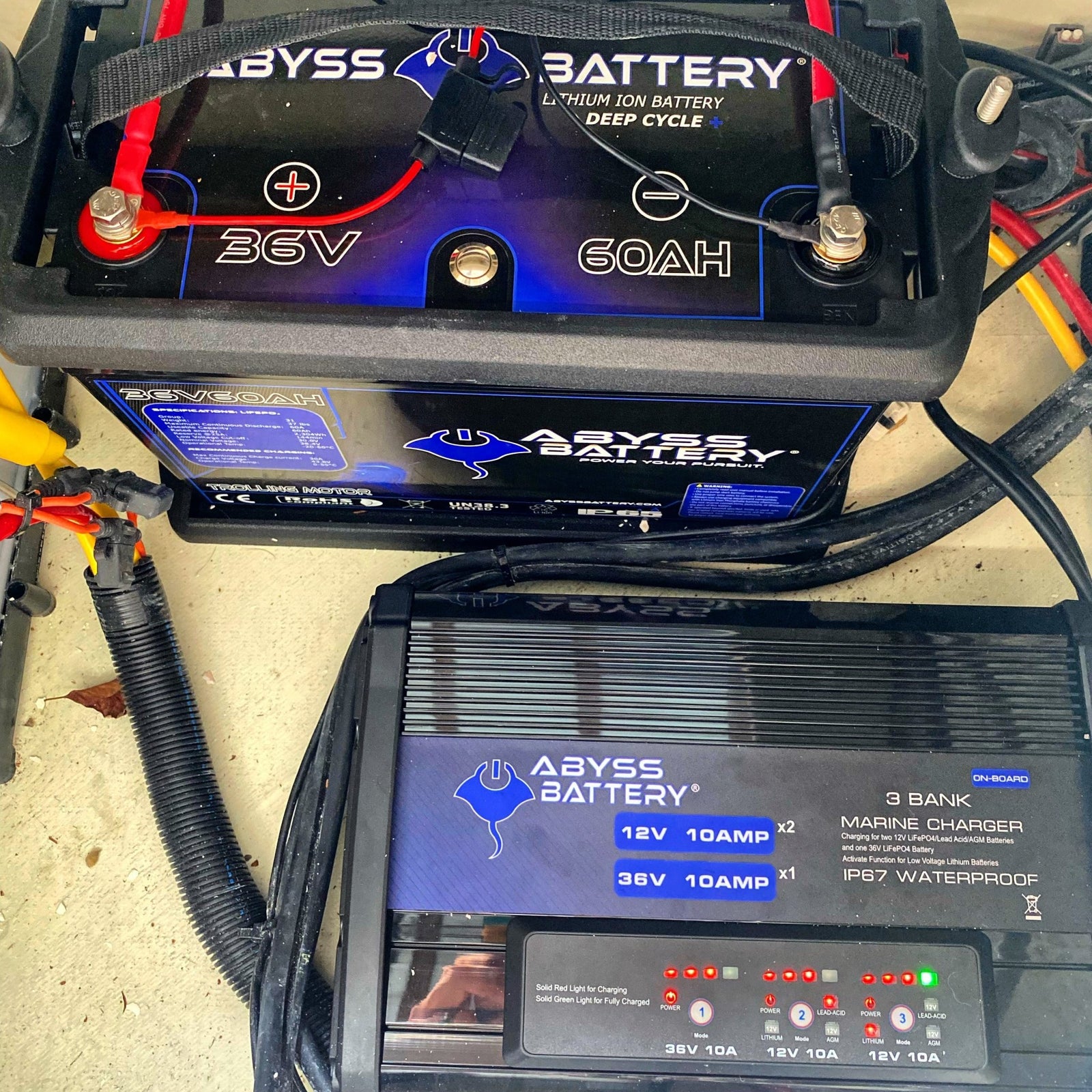 How To Purchase the Right Marine Lithium Battery Charger